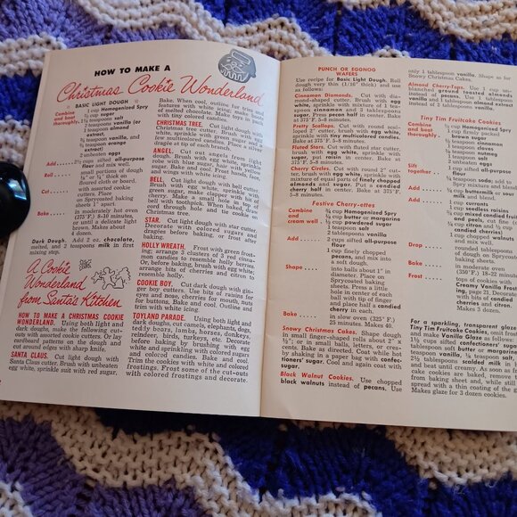 Aunt Jennys Old-Fashioned Christmas Cookie Recipe Book 1952 Vintage - Picture 5 of 7